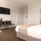 Somerset Hotel