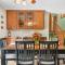 LAKEFRONT PARADISE 4 bedroom Home w direct lake access, Pets OK