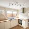 Breckland House with Hot Tub