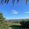 Tinyhouse mit Alpen- Stadt- und Poolblick , WLAN