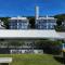 Apto c/ sacada e churrasqueira - Praia Brava, Florianópolis