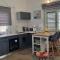 Stylish Quiet and Central