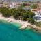 Solar Beach Inn