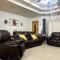 Rest, Relax & enjoy the entire cozy vacational home! - ميشن