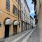 PortaTorre Suite, a Charming apartment in the Heart of Como, Free Private Parking, Air Conditioning & More! - Комо