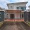 Desaru Spacious 6 Rooms Bungalow 22paxes KTV-Billard-BBQ-Netflix