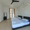 Desaru Spacious 6 Rooms Bungalow 22paxes KTV-Billard-BBQ-Netflix