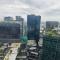 One Uptown BGC Modern & Spacious, Great Location, 200mbps & washer - Manila