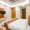 FabHotel Raahi Retreat - Nr Star Mall & 32nd Avenue