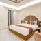FabHotel Raahi Retreat - Nr Star Mall & 32nd Avenue