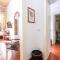 Trastevere Charming Retreat on Cobblestone Street