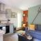 Hayne Barn Estate - 6 Luxury Lodges with private hot-tubs- 1 studio-loft without hot-tub