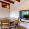 5 Bedroom Gorgeous Home In Viganj