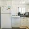 Walk to Beach Catalina Gem with Deck!