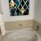 Waterfront Newly Renovated and Decorated 3brs home