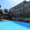 Beautiful 1-Bedroom Apartment with Pool - Great Ferry offers - Шанклін