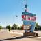 Royal 7 Budget Inn Motel