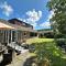 Sounion - Fabulous, spacious modern house with large private garden in Leafy Lytham