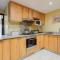 Mystique 4 - Shelly Beach