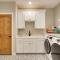 Kayaks and Dock Lakefront Retreat in Alexandria - 亚历山德里亚