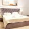 Apartments Giron
