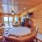 Spacious Ellijay Hideaway with Hot Tub and Game Room! - إليجاي