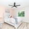 Beautiful Spacious Home! Close to Beaches - HEATED Private Pool