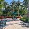 Stunning 2-Bedroom plus Den Condo in Greenlinks Resort