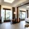 Pinegrove Hotel