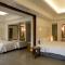 Pinegrove Hotel