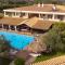 iH Hotels Le Zagare Resort - 维拉西米乌斯