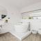 Design villa sea views and lap pool