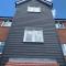 Wokingham Spectacular 2 Bedroom Penthouse - Bracknell