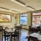 Hostal Alt Llobregat - Castellar de NʼHug
