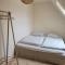 Atma Guesthouse - cozy and simple farmhouse bed & breakfast