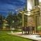 Iro Suites