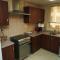 Your Serene Getaway Haven Azure Baniyas 1BR Apartment - 阿布扎比