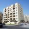 Your Serene Getaway Haven Azure Baniyas 1BR Apartment - Абу-Даби