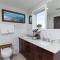 New Floating Luxury: Unique Houseboat Retreat - Fleming Island