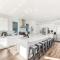 White Rose Sleeps 24 Private Heated Pool Beach
