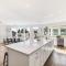 Luxury Resort, Near Beach, Heated Pool, Game Room, Hot Tub, Tiki Bar, Pets