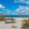 Island Charmer Davis Shores, Pets, Firepit - St. Augustine