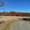 Not-so-tiny, Tranquil, Pond front Bungalow - Canaan