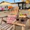 Twin Palms Desert Getaway - Jacuzzi, Fire pit, Meditation room & more - Joshua Tree