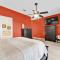Stylish Top-Floor Gulf View Condo | Private Balcony & Beach Access