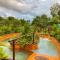 Hotel Heliconias Nature Inn & Hot Springs