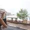Beachfront 2BR Apartment with Balcony and Sea View, Biser Mora