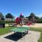 De Strandhoed Renesse, new & luxe chalet with garden en close to centrum & beach! - 雷讷瑟