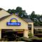 Days Inn by Wyndham Longview South