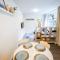 Delightful 2 Bedroom Apartment - SD23L